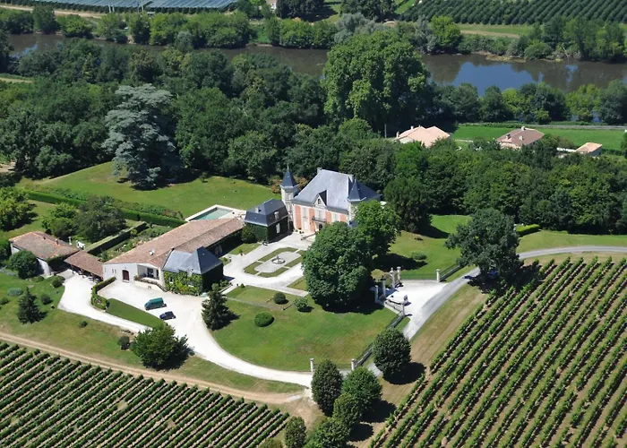 别墅 La Citadelle Eynesse