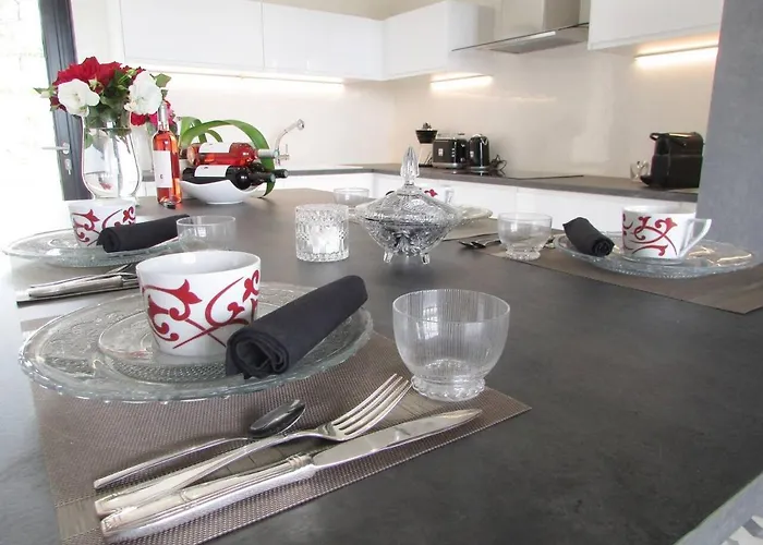 别墅 La Citadelle Eynesse